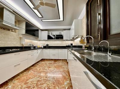 Kitchen Image of 1221 Sq.ft 2 BHK Apartment / Flat for rent in Abhyuday Abhuday Heights, Sherpura Bharuch for Rs. 14000