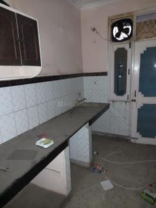 Kitchen Image of 1400 Sq.ft 2.5 BHK Apartment / Flat for rent in Varun Apartments, Sector 62 Noida for Rs. 28000