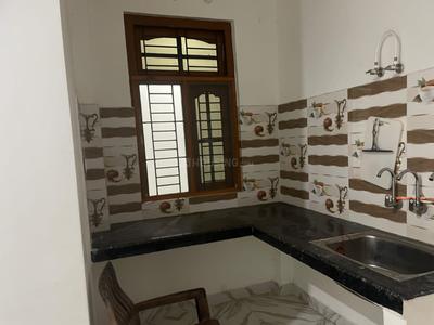 Kitchen Image of 800 Sq.ft 2 BHK Independent House for rent in Barel Barabanki for Rs. 9000
