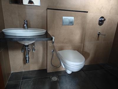 Bathroom Image of 2200 Sq.ft 3 BHK Apartment / Flat for rent in Greenleaf Vindhya, Malleswaram Bengaluru for Rs. 80000