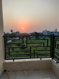 Balcony Image of 950 Sq.ft 2 BHK Apartment / Flat for rent in Madhyamgram Kolkata for Rs. 13000