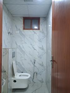 Common Bathroom Image of 1600 Sq.ft 3 BHK Apartment / Flat for sale in Sector 104 Noida for Rs. 6950000