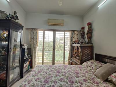 Bedroom Image of 1100 Sq.ft 3 BHK Apartment / Flat for sale in Santacruz East Mumbai for Rs. 40000000
