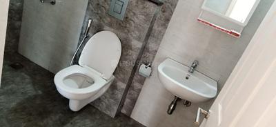 Bathroom Image of 1600 Sq.ft 3 BHK Apartment / Flat for rent in Akshaya Tango, Thoraipakkam Chennai for Rs. 56000