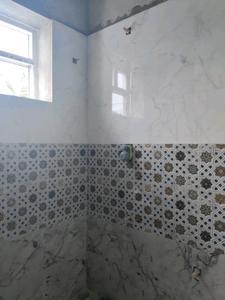 Common Bathroom Image of 1693 Sq.ft 3 BHK Apartment / Flat for sale in Casagrand Royale, Perumbakkam Chennai for Rs. 16500000