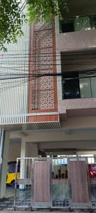 Image of 1100 Sq.ft 3 BHK Apartment / Flat for rent in Thiruvanmiyur, Chennai for Rs. 40000