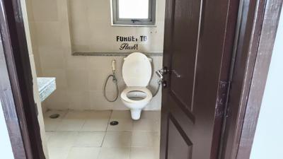 Image of 1388 Sq.ft 3 BHK Apartment / Flat for sale in Unitech Uniworld Gardens 2, Sector 47, Gurgaon for Rs. 19300000