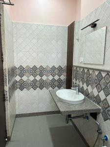 Bathroom Image of 1600 Sq.ft 3 BHK Apartment / Flat for sale in Bengal Peerless Avidipta Phase II, Santoshpur Kolkata for Rs. 31000000