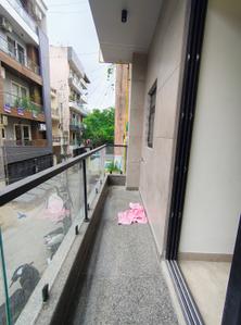 Balcony Image of 1200 Sq.ft 3 BHK Builder Floor for sale in Vikaspuri New Delhi for Rs. 23000000