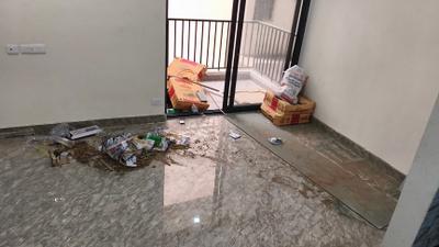 Living Room Image of 950 Sq.ft 2 BHK Apartment / Flat for rent in Panchsheel Greens 2, Noida Extension Greater Noida for Rs. 23000