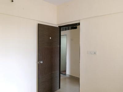 Bedroom Image of 522 Sq.ft 1 BHK Apartment / Flat for rent in Raunak Unnathi Woods, Kasarvadavali Thane for Rs. 16000