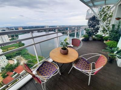 Balcony Image of 3200 Sq.ft 3.5 BHK Apartment / Flat for sale in DLF Riverside, Vyttila Kochi for Rs. 37000000