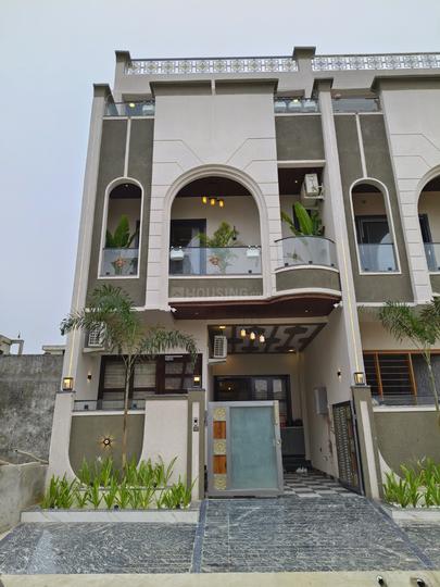 155 Sq Yd 5 BHK Vila Main Image 1
