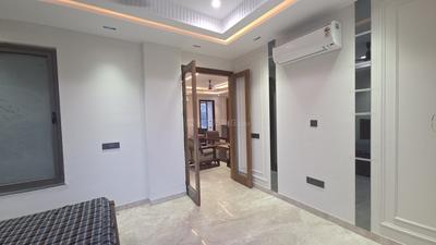 Bedroom Image of 2350 Sq.ft 4 BHK Builder Floor for sale in Sector 102 Gurgaon for Rs. 40000000