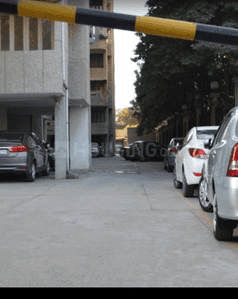 Image of 1600 Sq.ft 3 BHK Apartment / Flat for rent in CGHS Royal Residency, Sector 9 Dwarka, New Delhi for Rs. 45000