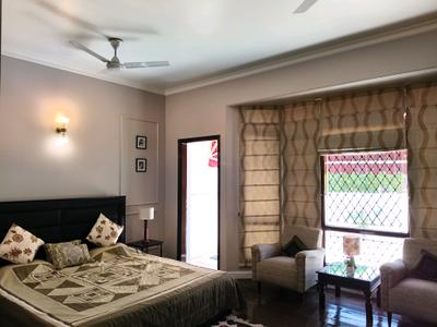 Bedroom Image of 3300 Sq.ft 4 BHK Builder Floor for rent in DLF Phase 3 Gurgaon for Rs. 150000