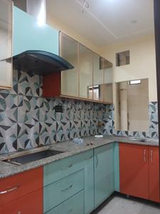 Kitchen Image of 900 Sq.ft 2 BHK Builder Floor for rent in Sector 63 A Noida for Rs. 22000