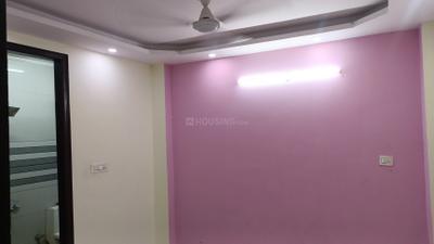 Bedroom Image of 630 Sq.ft 2 BHK Builder Floor for rent in Govindpuri New Delhi for Rs. 20000