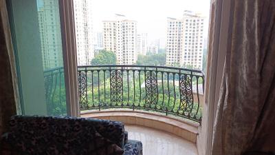 Living Room Image of 1800 Sq.ft 3.5 BHK Apartment / Flat for rent in Hiranandani Fiona, Hiranandani Estate Thane for Rs. 95000