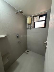 Bathroom Image of 650 Sq.ft 2 BHK Apartment / Flat for rent in Ramdaspeth Nagpur for Rs. 35000
