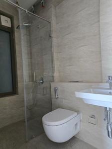 Bathroom Image of 1600 Sq.ft 3 BHK Apartment / Flat for sale in Adani Ten BKC, Bandra East Mumbai for Rs. 80000000