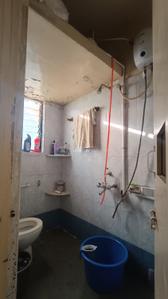 Bathroom Image of 1570 Sq.ft 2 BHK Apartment / Flat for sale in Gultekdi Pune for Rs. 14000000