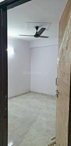 Bedroom Image of 1000 Sq.ft 2 BHK Builder Floor for rent in Kapashera New Delhi for Rs. 18000
