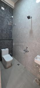 Bathroom Image of 1200 Sq.ft 3 BHK Builder Floor for rent in Koyambedu Chennai for Rs. 37500