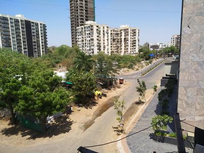 Image of 1350 Sq.ft 3 BHK Apartment / Flat for sale in Jodhpur, Ahmedabad for Rs. 9000000