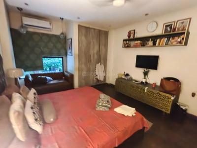 Bedroom Image of 1900 Sq.ft 3 BHK Builder Floor for rent in Safdarjung Enclave New Delhi for Rs. 160000