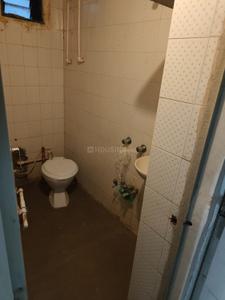 Bathroom Image of 1140 Sq.ft 2 BHK Apartment / Flat for rent in Chanakyapuri Ahmedabad for Rs. 32000
