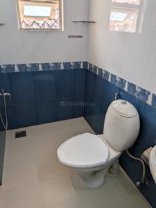 Bathroom Image of 1022 Sq.ft 2 BHK Apartment / Flat for rent in Models Status, Panjim Goa for Rs. 70000