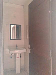 Common Bathroom Image of 1450 Sq.ft 3 BHK Apartment / Flat for rent in Sector 49 Noida for Rs. 32000