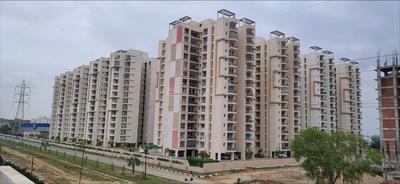 1604 Sqft BHK Flat for sale in Viraj BBD Green City Sunbreeze
