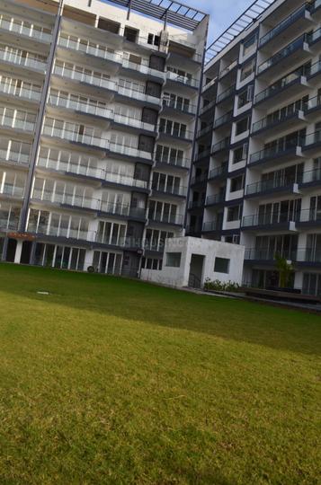 Sikka Kingsberry Greens Service Apartment Main Image 1