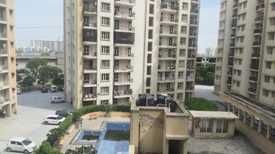 Image of 980 Sq.ft 2 BHK Apartment / Flat for sale in Krish Icon, Sector 33, Bhiwadi for Rs. 2500000