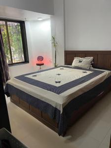 Bedroom Image of 1800 Sq.ft 3 BHK Apartment / Flat for rent in Poorna Apartments, Andheri West Mumbai for Rs. 150000