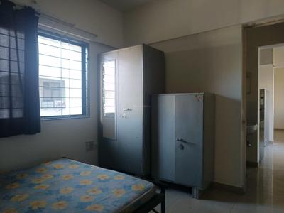 Bedroom Image of 920 Sq.ft 2 BHK Apartment / Flat for rent in Magarpatta Iris, Magarpatta City Pune for Rs. 38000