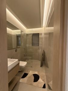 Bathroom Image of 850 Sq.ft 2 BHK Apartment / Flat for sale in Supreme Boulevard Chembur Wing B, Chembur Mumbai for Rs. 32000000