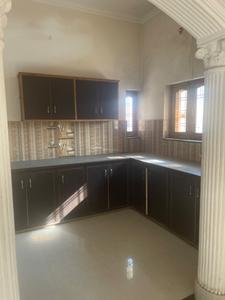 Kitchen Image of 1000 Sq.ft 2 BHK Builder Floor for rent in Chironwali Dehradun for Rs. 13000