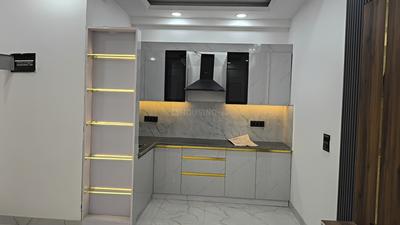 Kitchen Image of 986 Sq.ft 2 BHK Apartment / Flat for sale in Royal Residency, Sector 130 Noida for Rs. 5600000