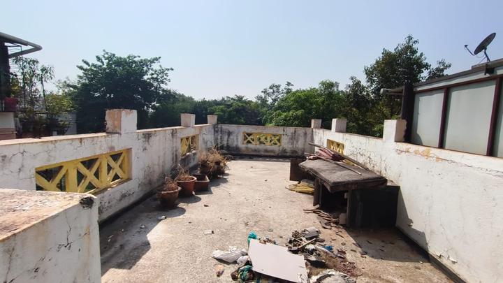 jail road Main Image 1