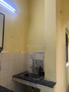 Kitchen Image of 592 Sq.ft 1 BHK Builder Floor for rent in Sector 6 Rohini New Delhi for Rs. 20000