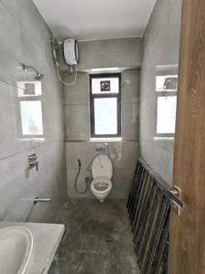 Bathroom Image of 850 Sq.ft 2 BHK Apartment / Flat for sale in Vipul Shanti Heights, Matunga East Mumbai for Rs. 37500000