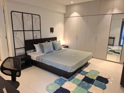 Bedroom Image of 3480 Sq.ft 4 BHK Apartment / Flat for sale in Eminence 96, Thaltej Ahmedabad for Rs. 35000000