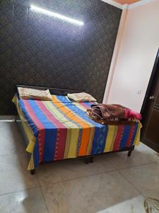 Bedroom Image of Reena pg in Green Field Colony, Faridabad