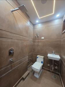Image of 1350 Sq.ft 3 BHK Builder Floor for sale in Paschim Vihar, New Delhi for Rs. 22000000