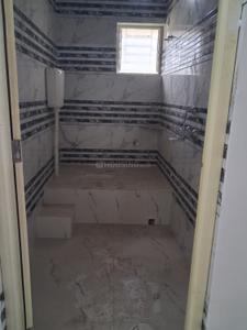 Image of 800 Sq.ft 2 BHK Apartment / Flat for rent in Chinar Park, Kolkata for Rs. 15000