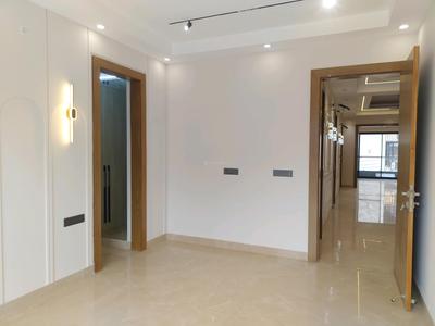 Bedroom Image of 2440 Sq.ft 4 BHK Builder Floor for sale in Emaar Emerald Hills Exclusive Plots, Sector 65 Gurgaon for Rs. 39000000