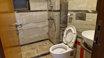 Image of 1500 Sq.ft 3 BHK Apartment / Flat for sale in Andheri West, Mumbai for Rs. 63000000